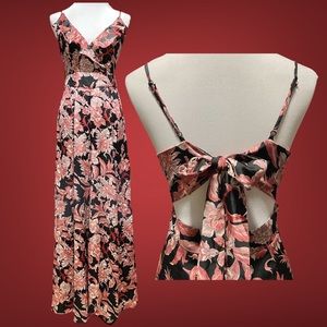 Fashion Nova Floral Jumpsuit – So Cute!  Large